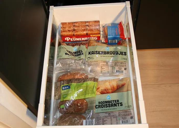 Behind The Tree Hoofddorp